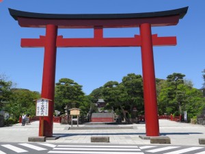 Główne wejście do świątyni Tsurugaoka Hachimangū - Kamakura